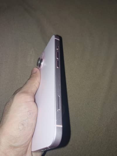 Apple iPhone 15