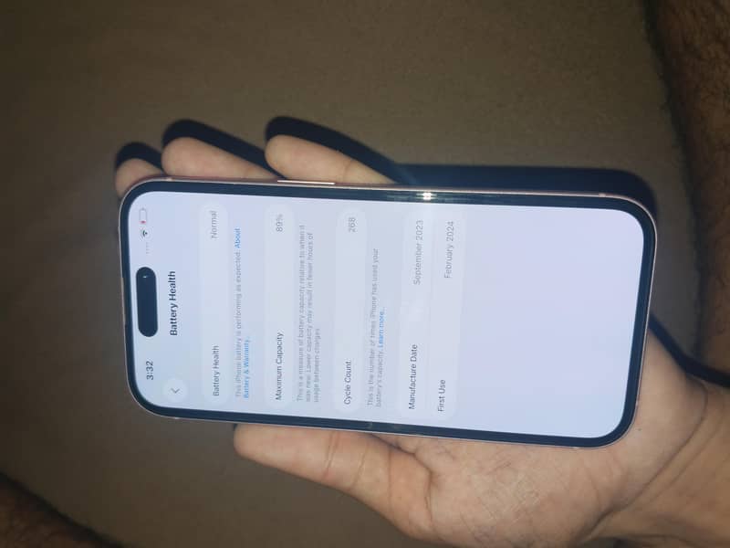 Apple iPhone 15 3