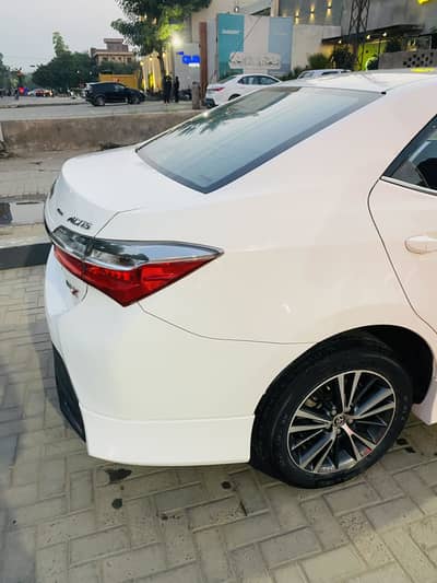 Toyota Corolla Altis 2021