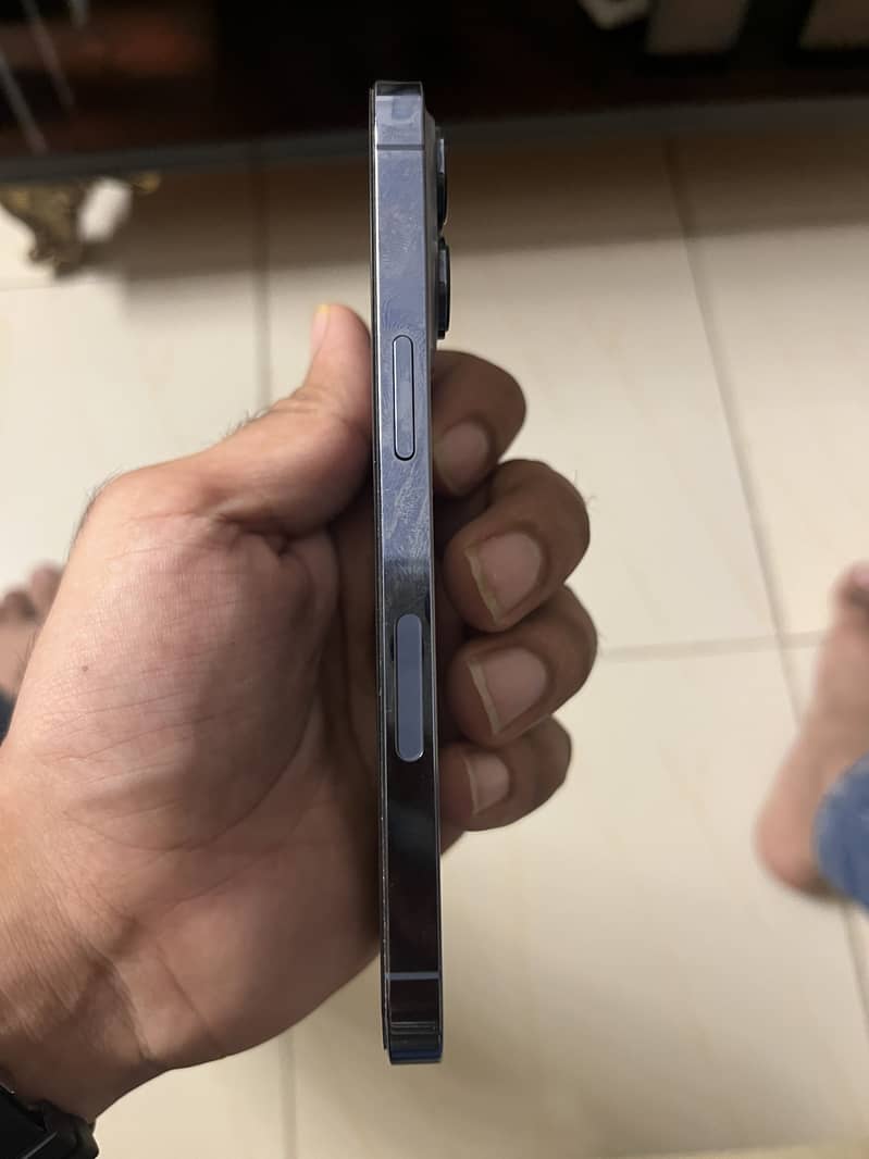 iPhone 13 Pro 1