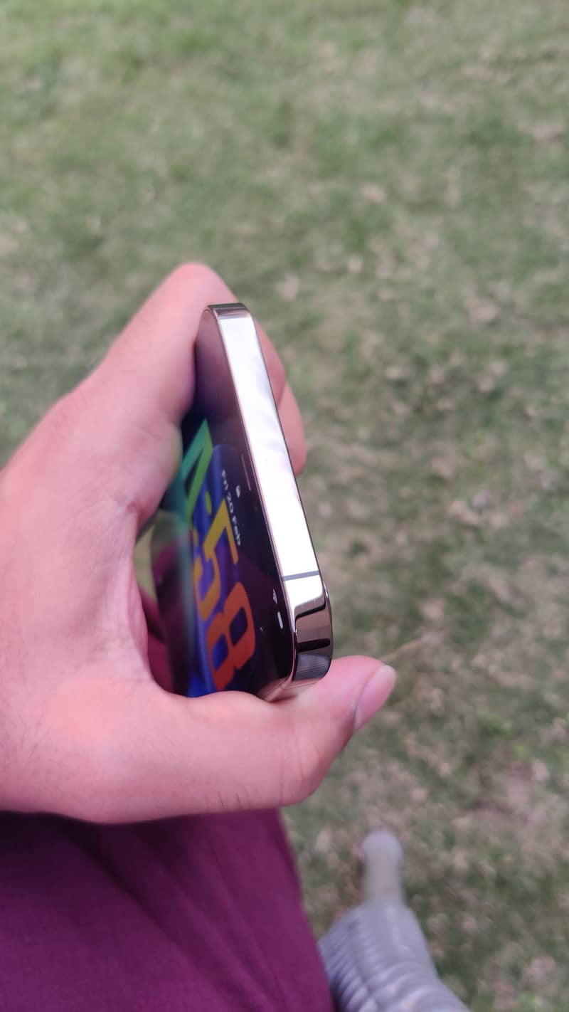 Apple iPhone 12 Pro Max 3