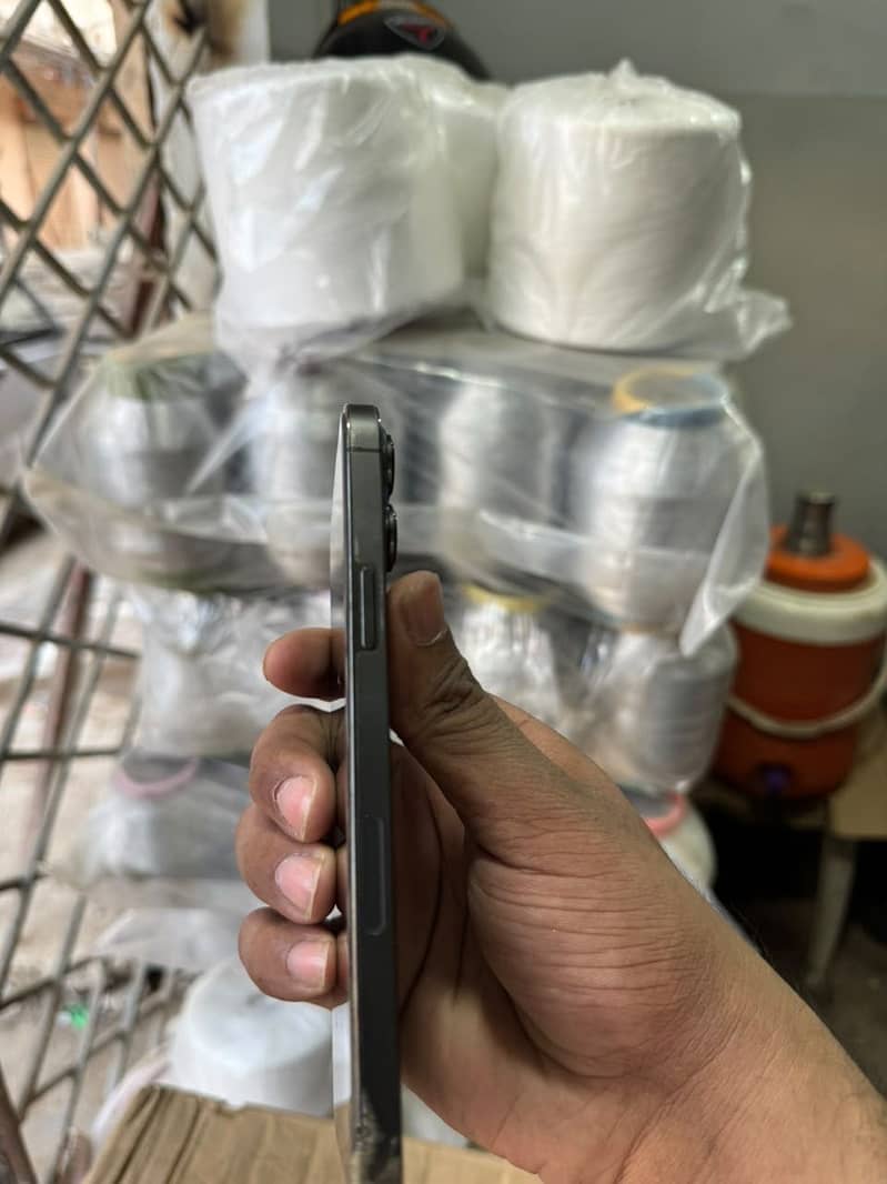 Apple iPhone 13 Pro Max 7