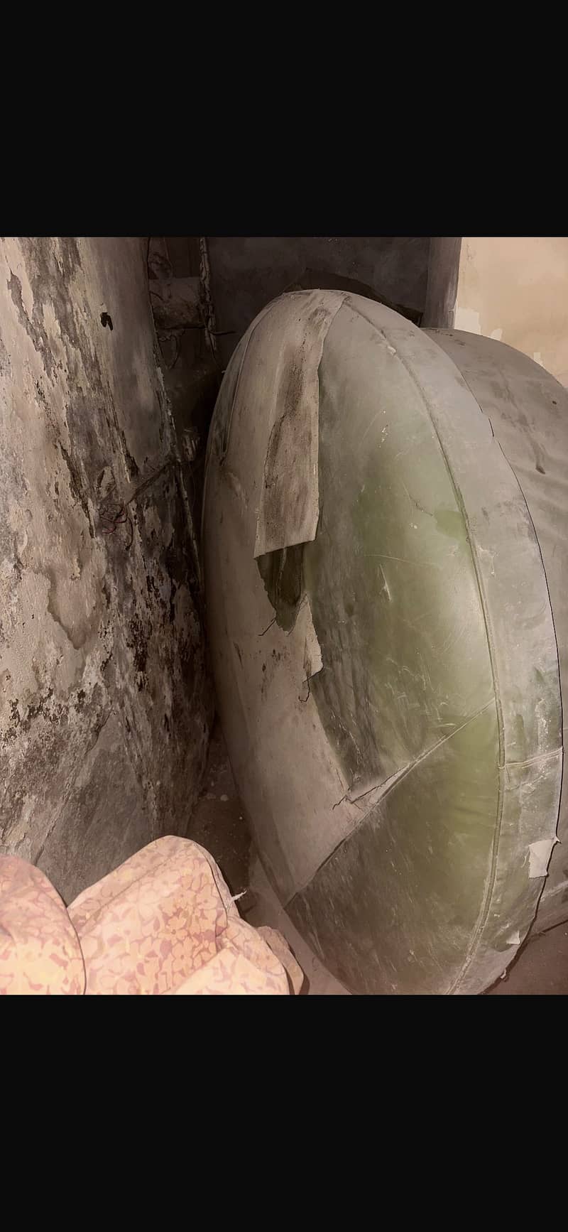 Unique Round Bed with Circular Mattress for Sale 2