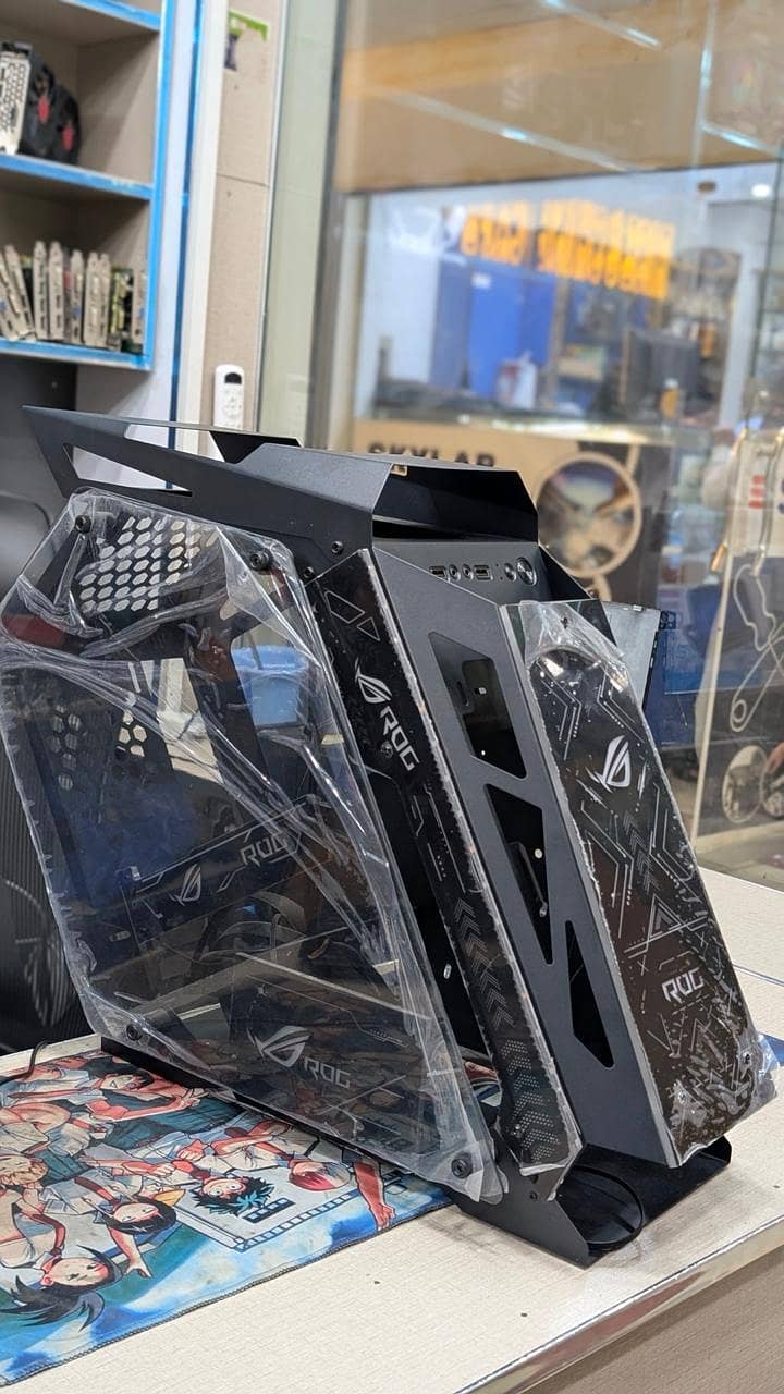 Asus ROG Strix Case 0