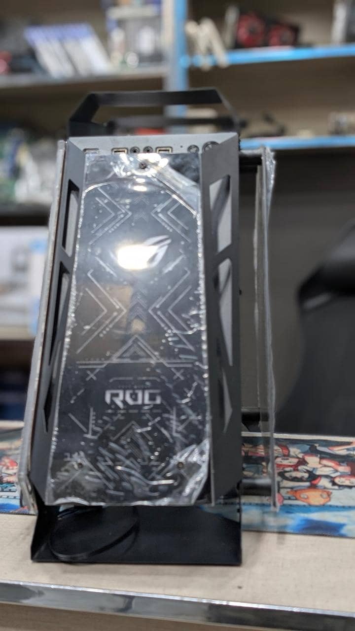Asus ROG Strix Case 2