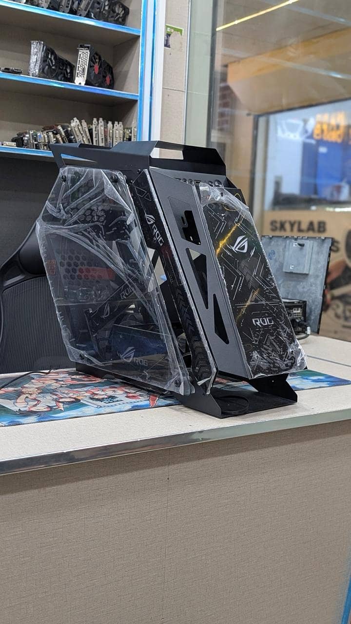 Asus ROG Strix Case 4