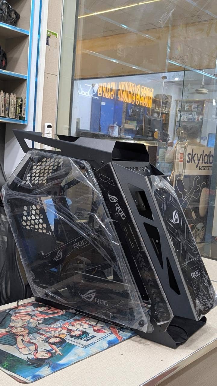 Asus ROG Strix Case 8