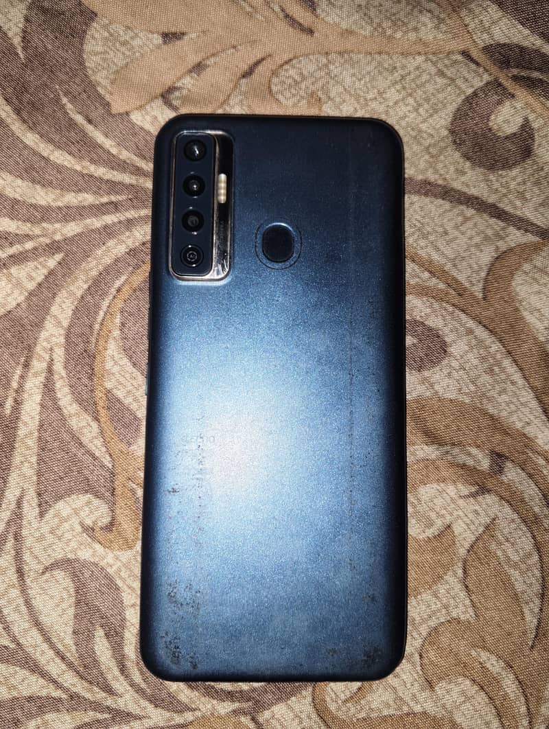 Tecno Camon 17 0