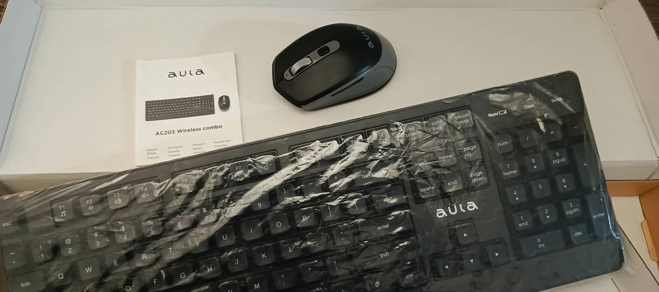 wireless keyboard with mouse 0