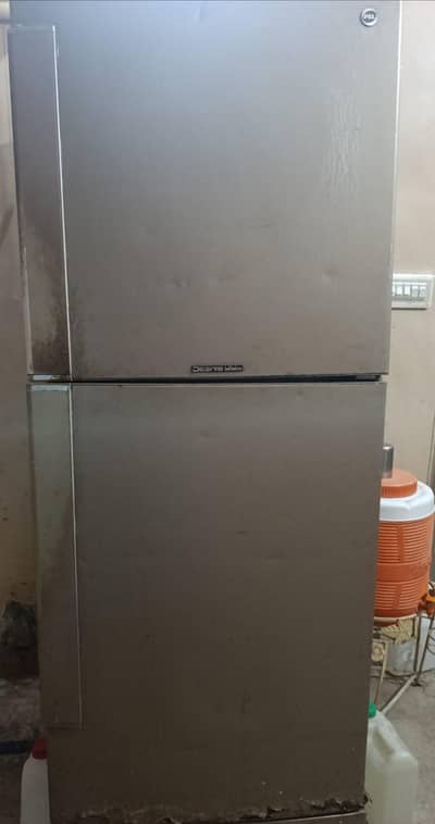 Fridge pel company