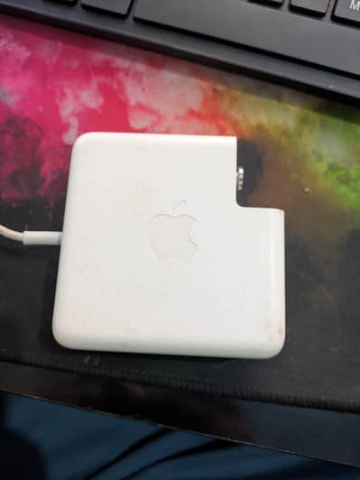 Apple 85W MagSafe 2 Power Adapter / MacBook Charger