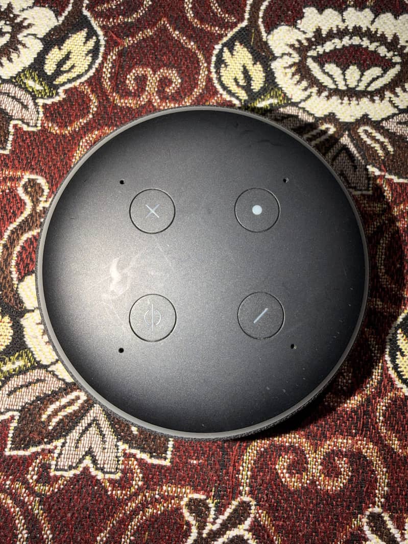 Amazon Alexa Echo Dot (3rd gen) 0