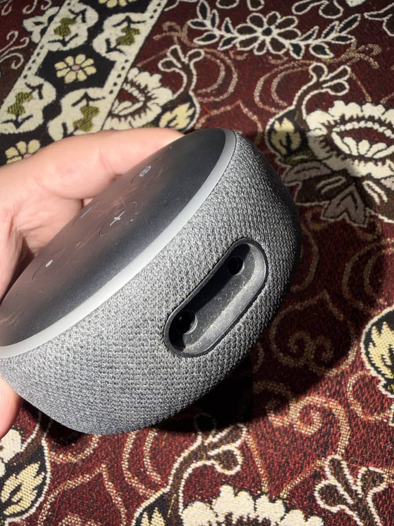 Amazon Alexa Echo Dot (3rd gen) 3