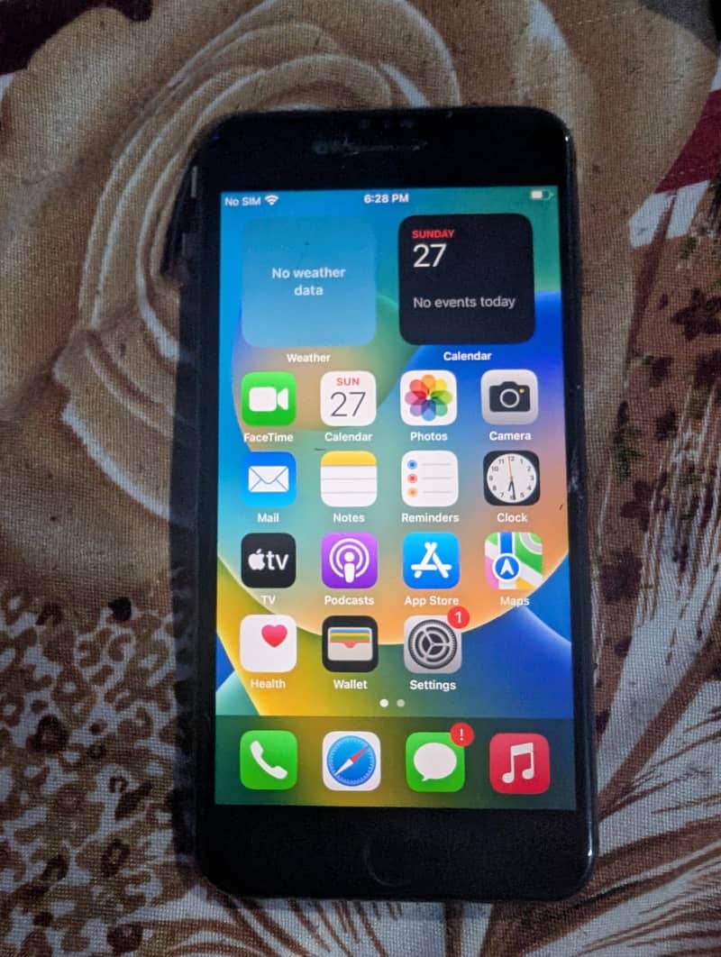 Apple iPhone 8 Plus 1