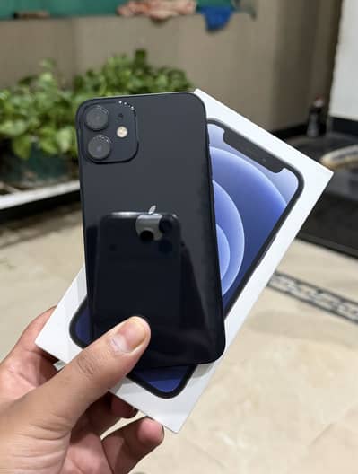 Apple iPhone 12 mini