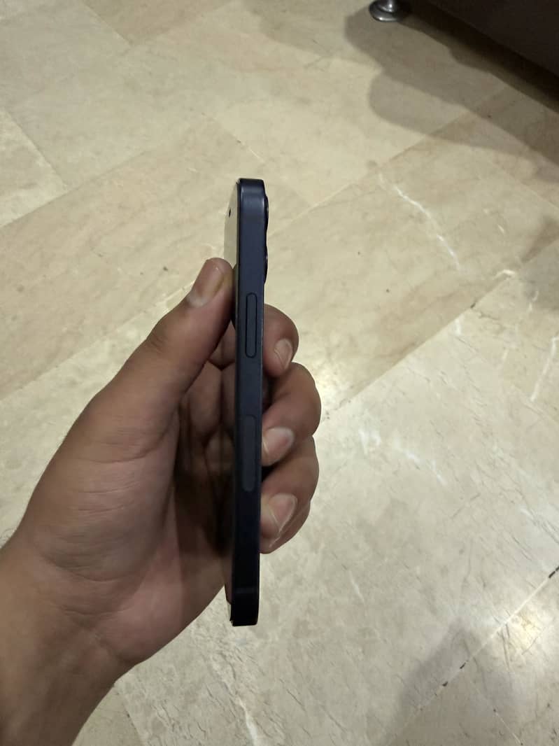 Apple iPhone 12 mini 2