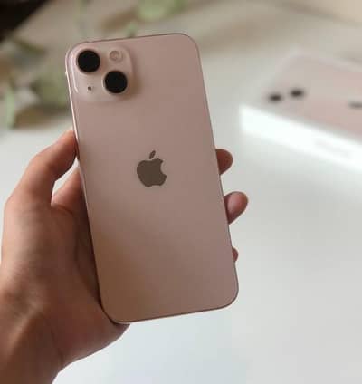 Apple iPhone 13