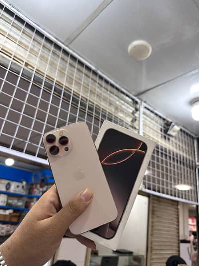 Apple iPhone 16 Pro Max