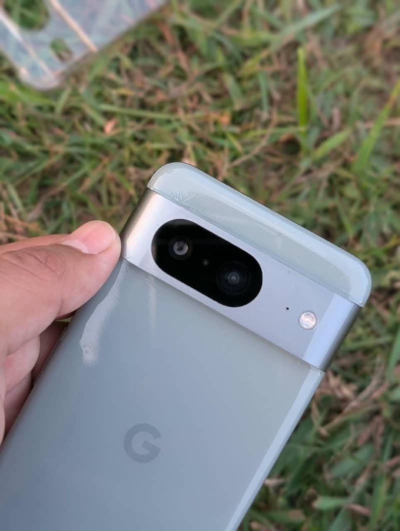 Google Pixel 8 1