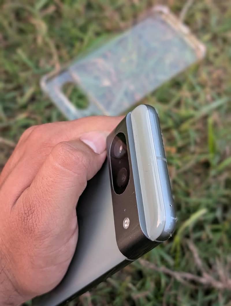 Google Pixel 8 9
