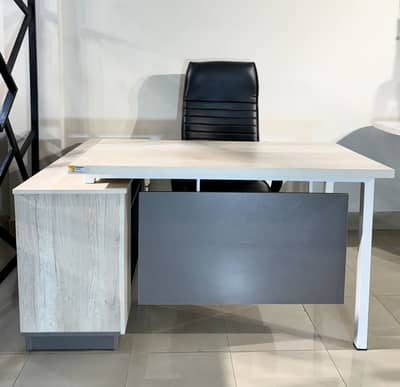 Manager table / office table