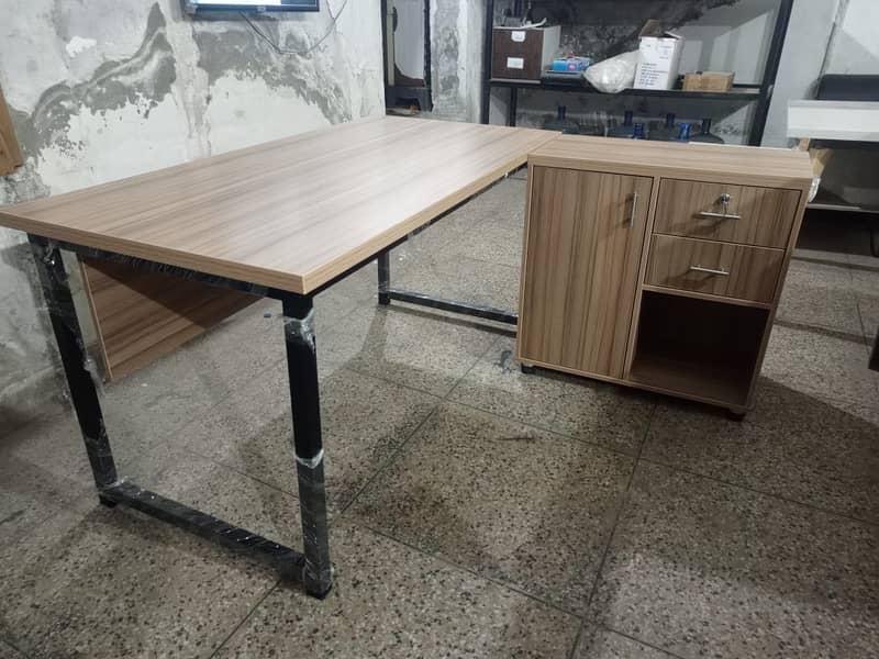 Manager table / office table 13