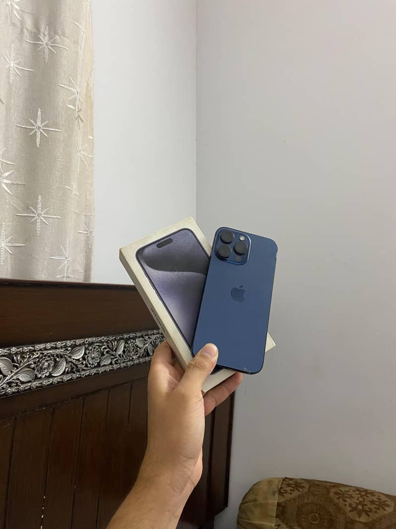 Apple iPhone 15 Pro Max 1