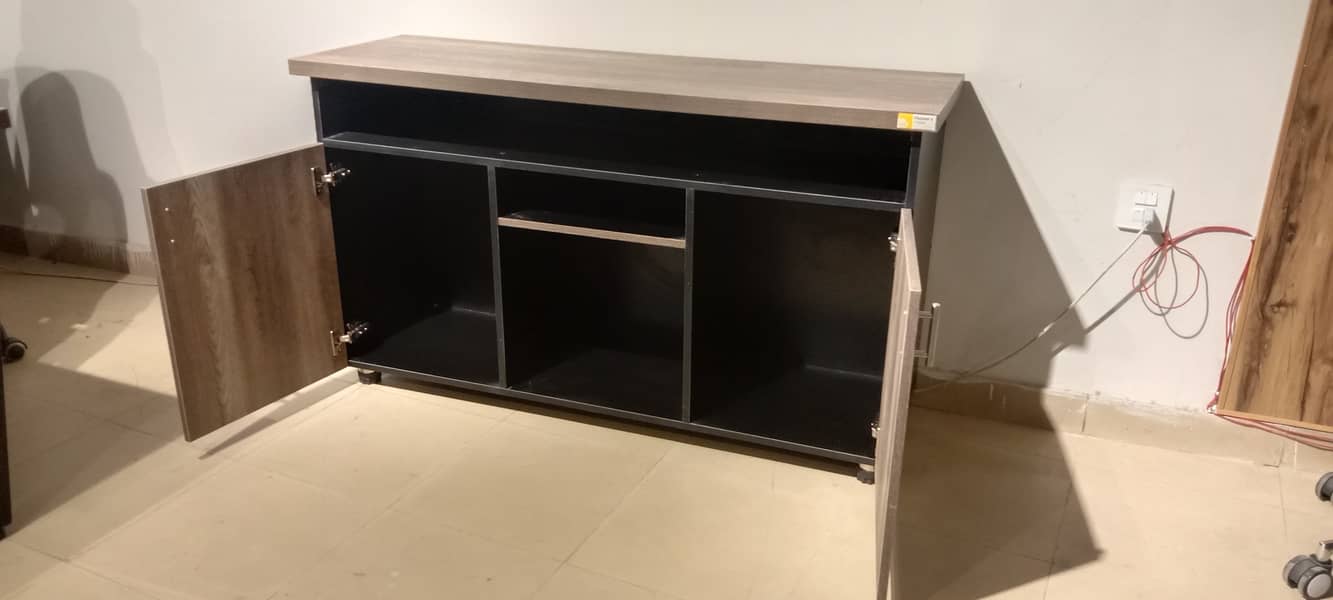 File racks 13