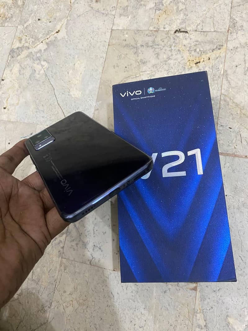 Vivo V21 5