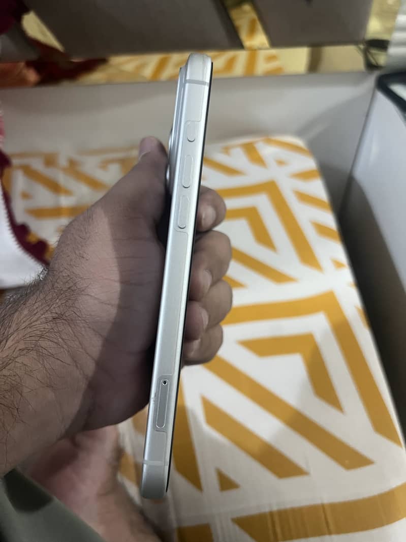 Apple iPhone 17 Pro Max 3
