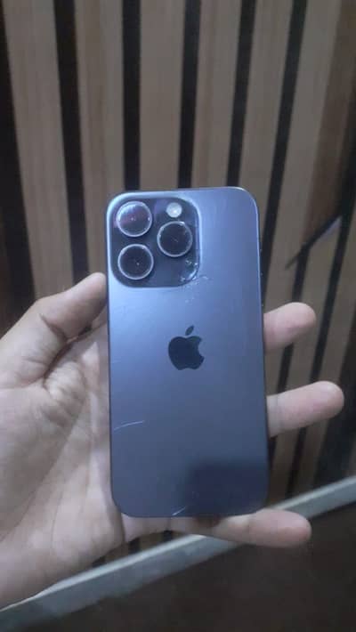 iPhone 15 Pro jv