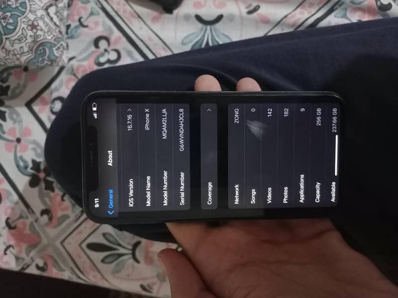 Apple iPhone X 5