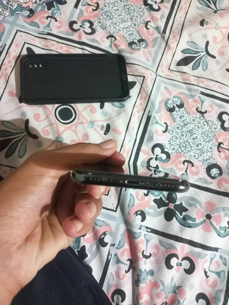 Apple iPhone X 7