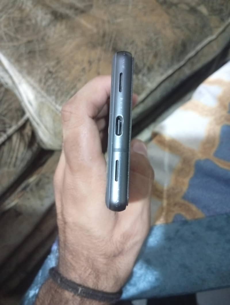 Google Pixel 7a 4