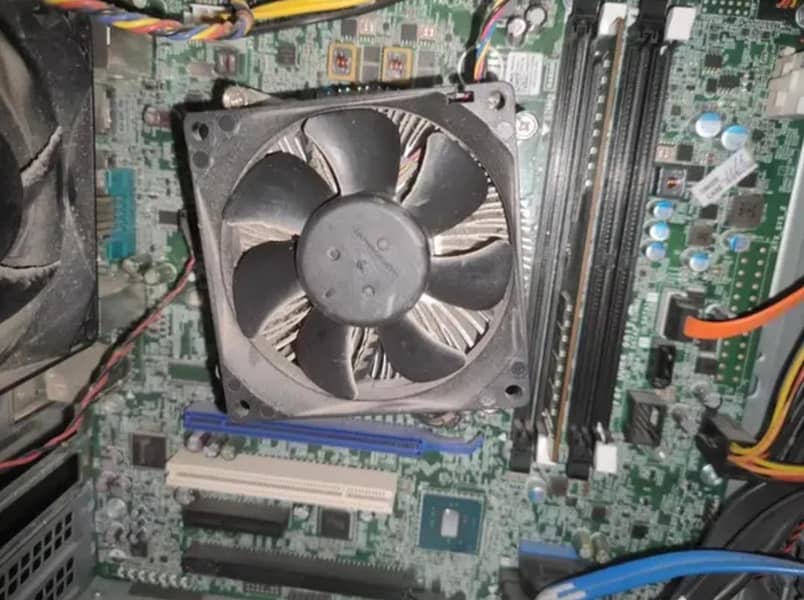 Dell Precision T3620 4