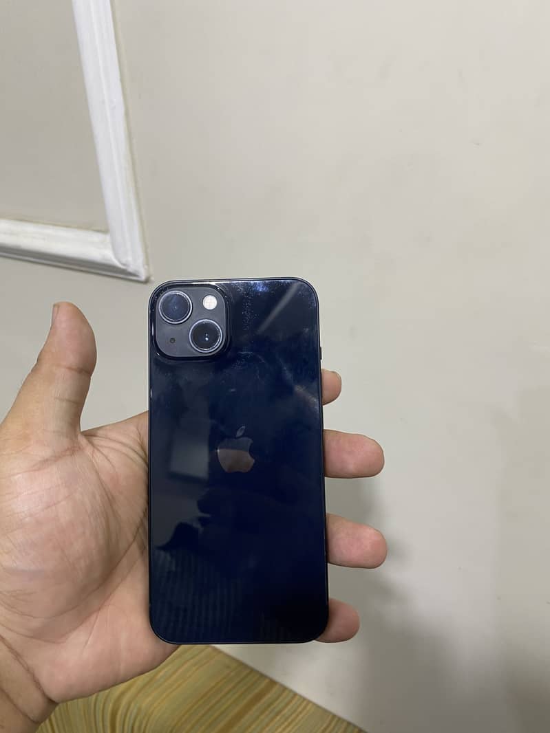 Apple iPhone 13 0