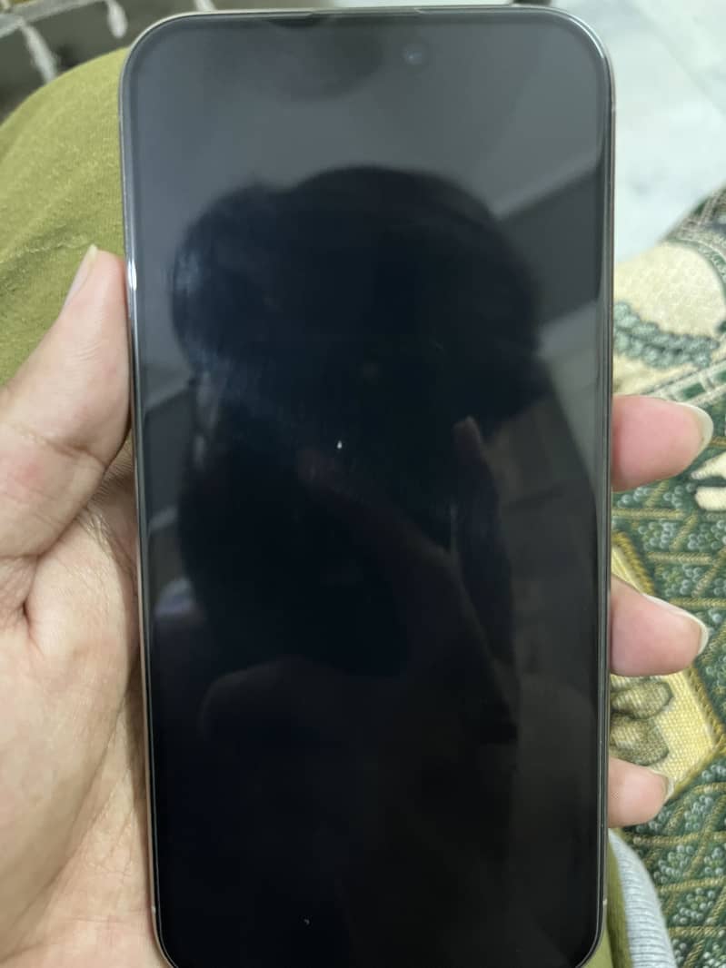 IPhone 15 Pro Max 3