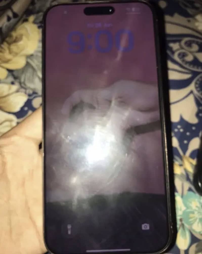 Apple iPhone 16 Pro Max 0