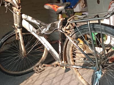 Riding world cycle 0/3/2/7/4/7/9/4/3/7/9