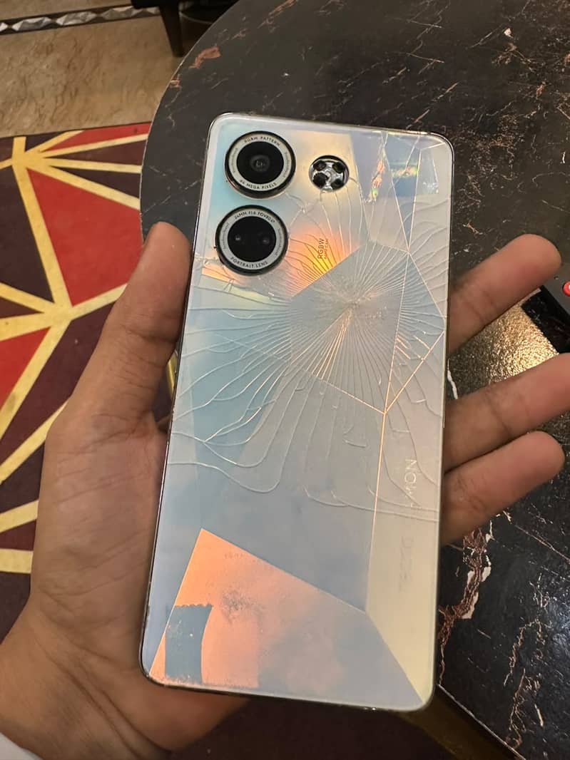 Tecno CAMON 20 2