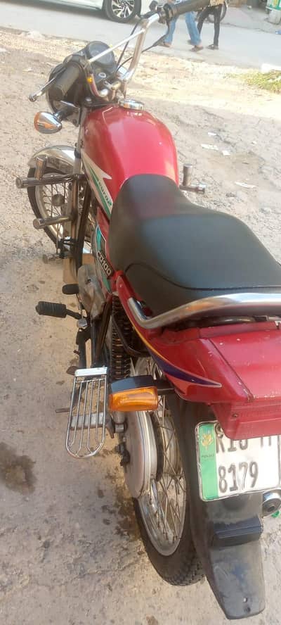 CD 100 for sale