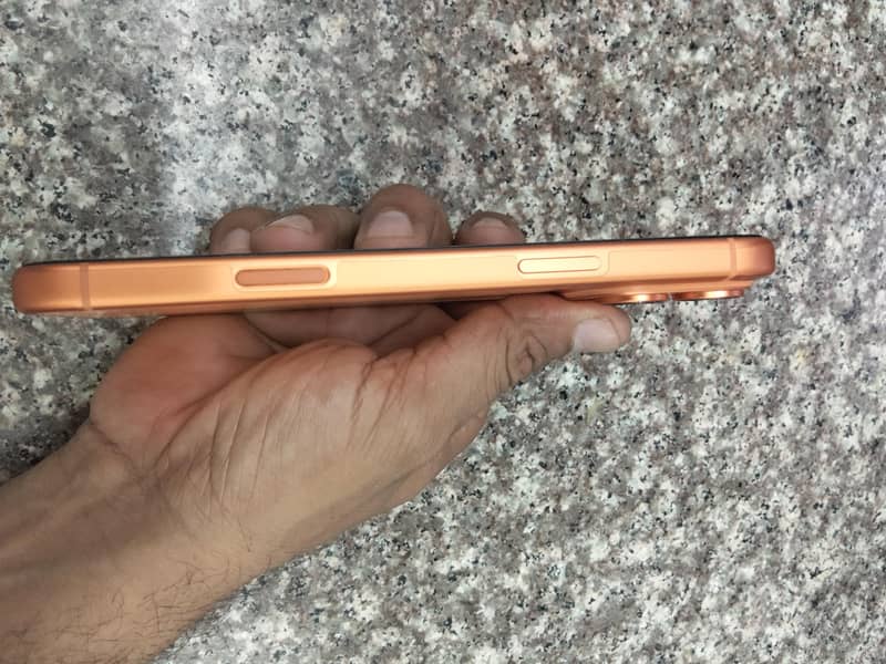 Apple iPhone 17 Pro Max 1