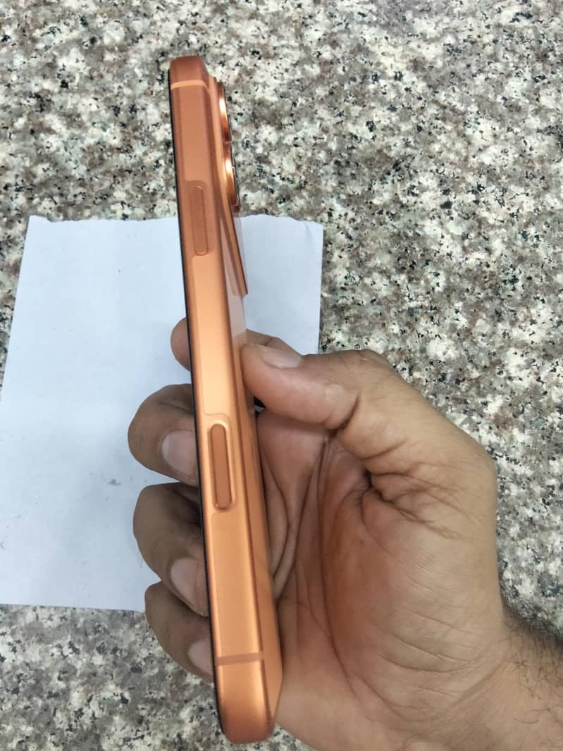 Apple iPhone 17 Pro Max 8