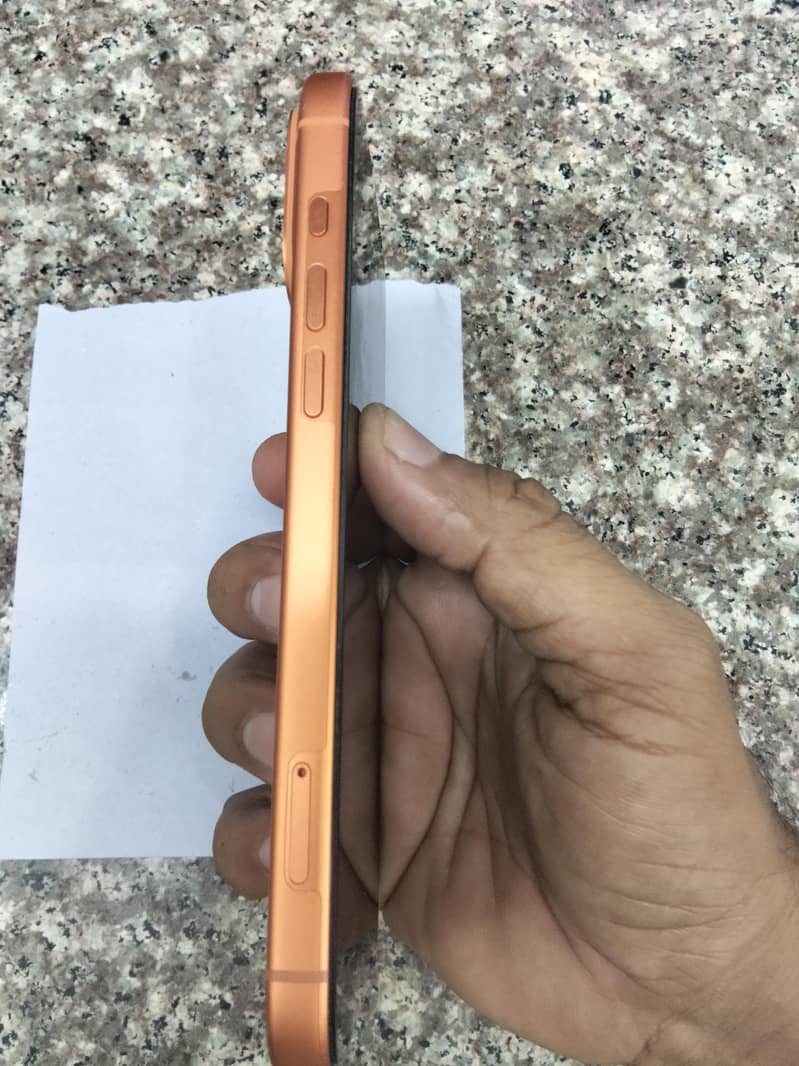 Apple iPhone 17 Pro Max 10