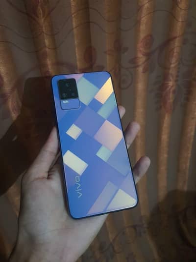 Vivo V21e with box charge sell and exchange