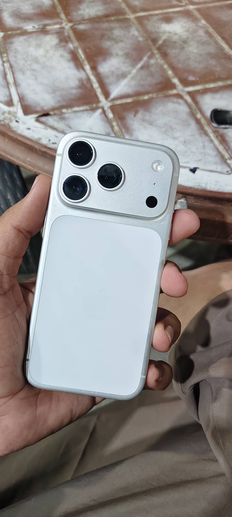 Apple iPhone 17 Pro 0