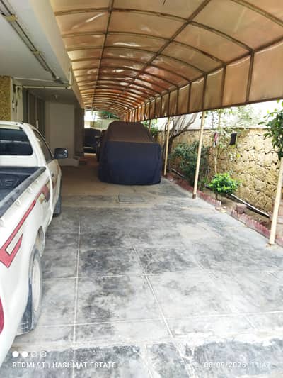 Bungalow for commercial use
