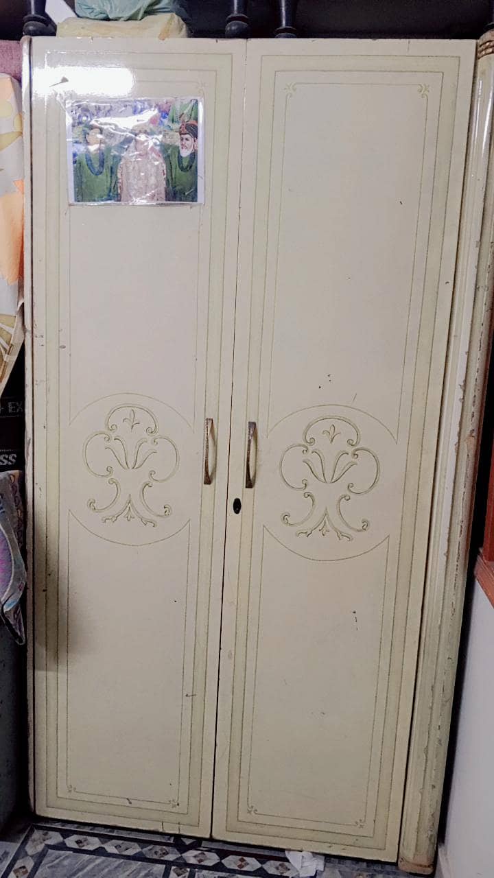 cupboard 0