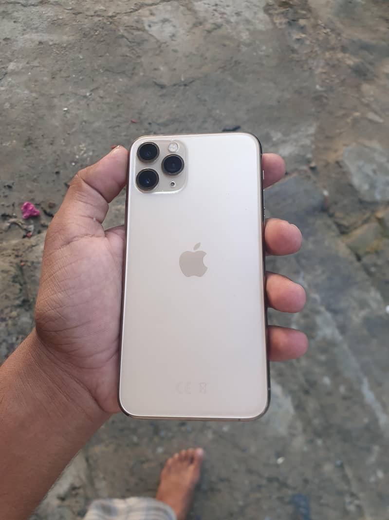 Apple iPhone 11 Pro 0