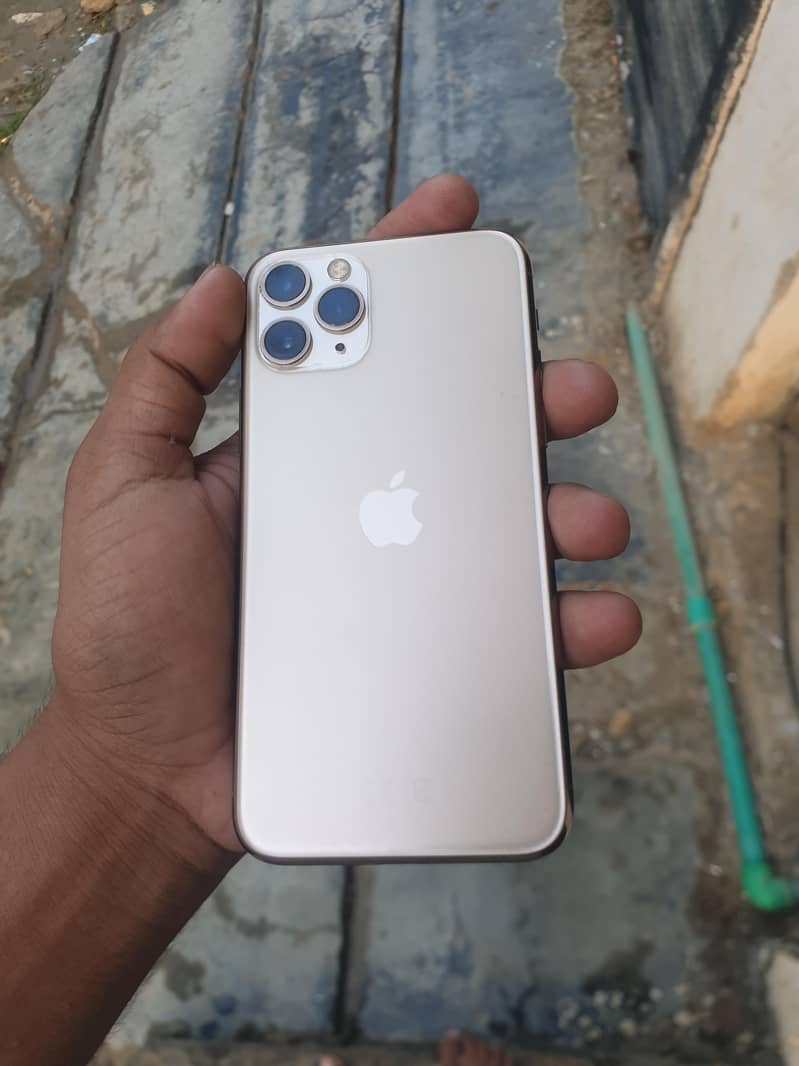 Apple iPhone 11 Pro 5